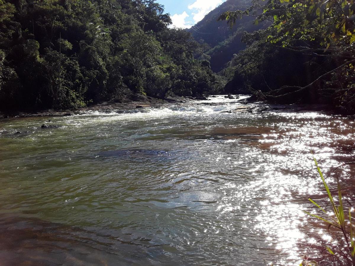 Domingos Martins A Sua Casa Nas Margens Do Rio Villa Exteriör bild